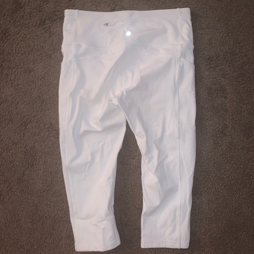 Cropped lulu lemon leggings